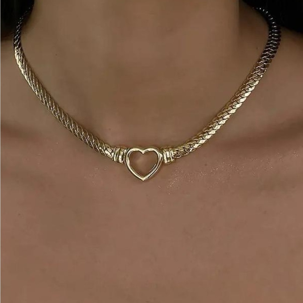 Heart link necklace ,18k gold plated heart necklace - Picture 5 of 5